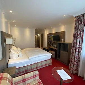 Alpinia 4* Berlin